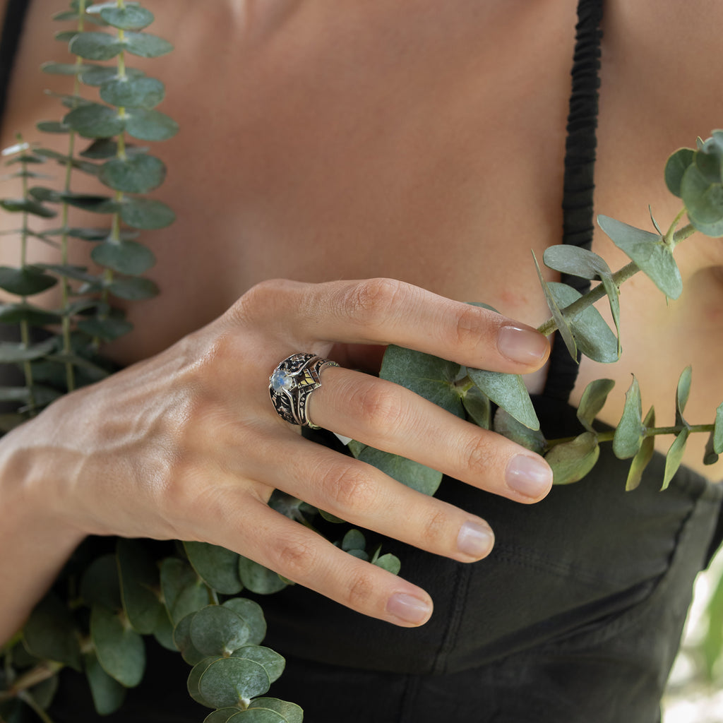 Silver Moonstone Wedding Ring set "Wolves"on hand