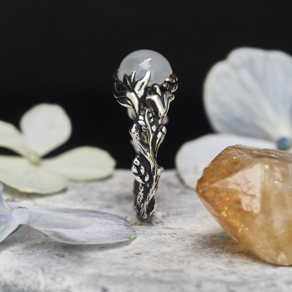 Round moonstone ring Leilani by BlackTreeLab