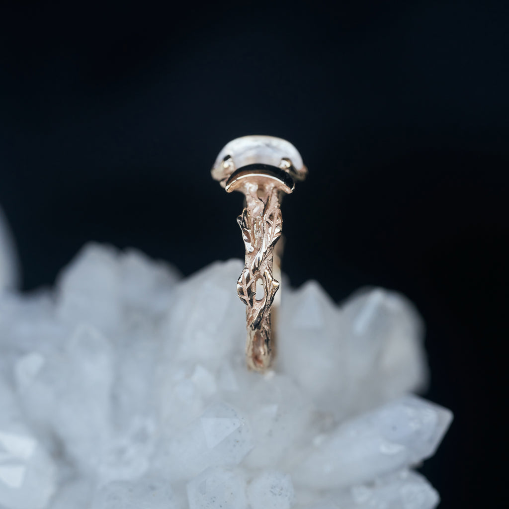 Celestial Moonstone Gold ring "Soma"
