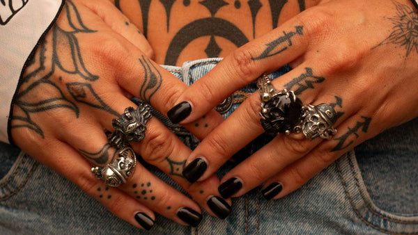 Skull rings meanings