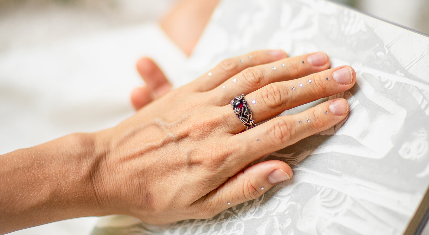 Garnet ring meaning