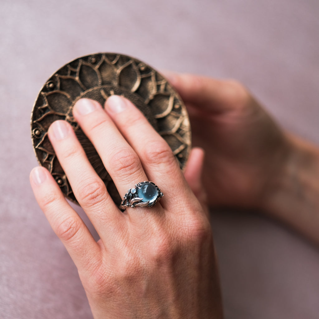 Aquamarine Silver ring Breeze on hands