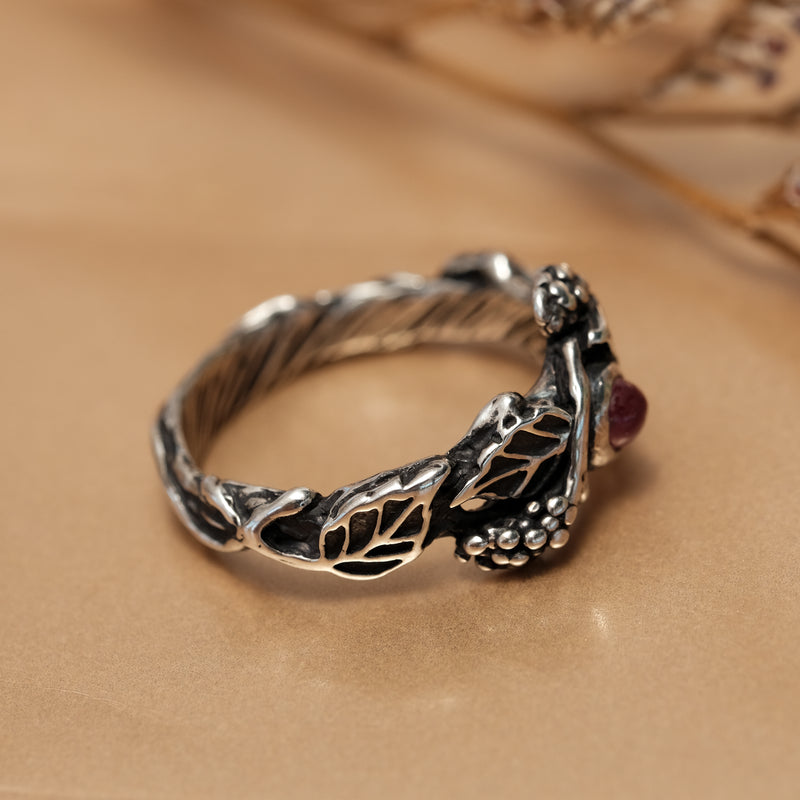 Red Ruby Botanic Ring Mulberry