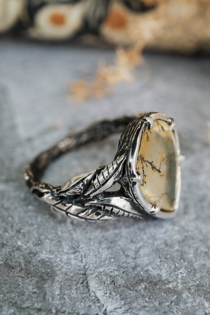 Silver Leaf Ring “Sonora” with Dendritic Agate