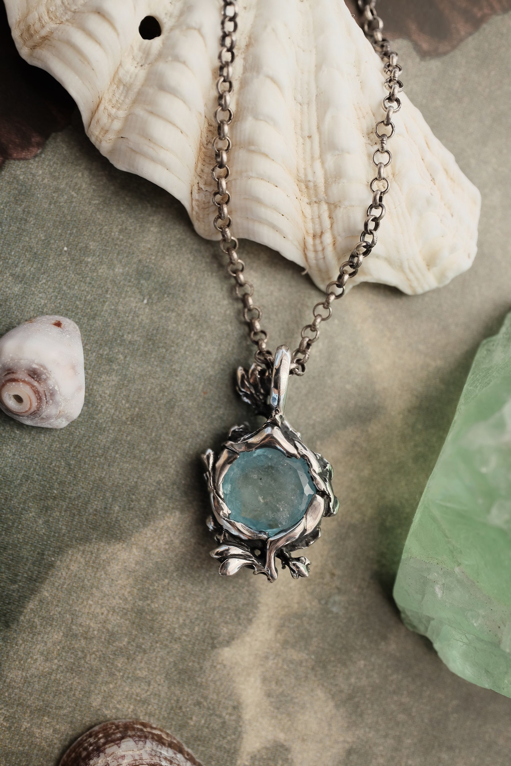 Aquamarine & Tsavorite Pendant in Silver 