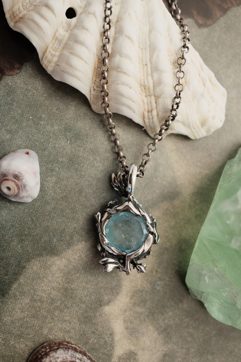 Aquamarine & Tsavorite Pendant in Silver "Greece"