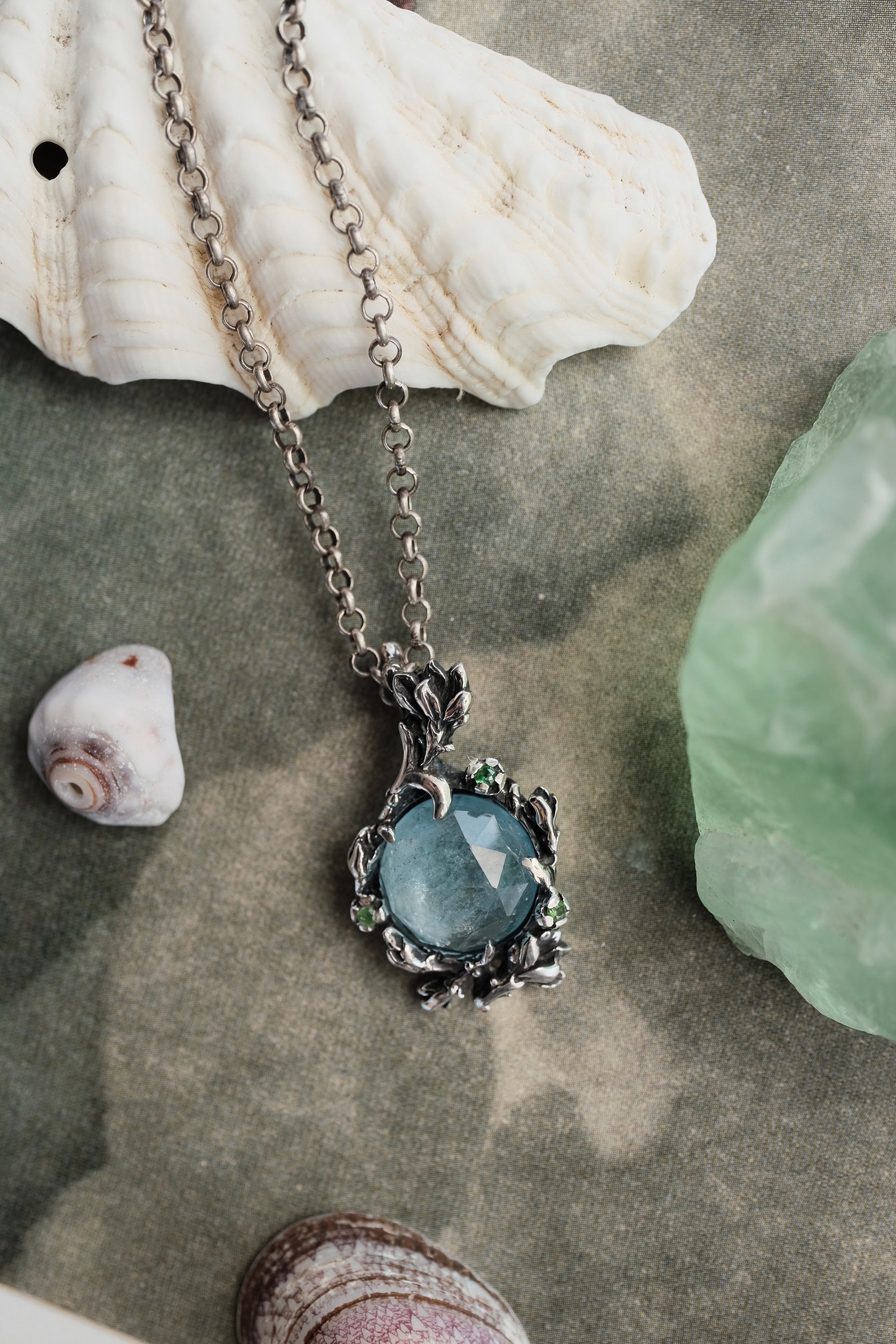 Aquamarine & Tsavorite Pendant in Silver 