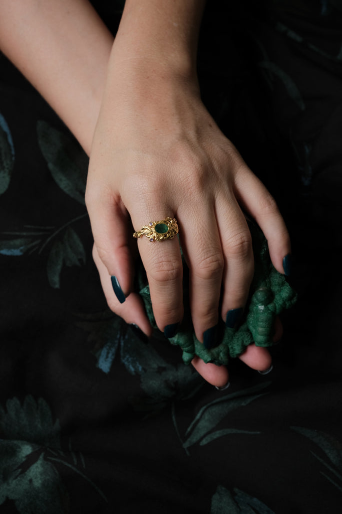 14K Yellow Gold Emerald Octopus Ring "Thais"