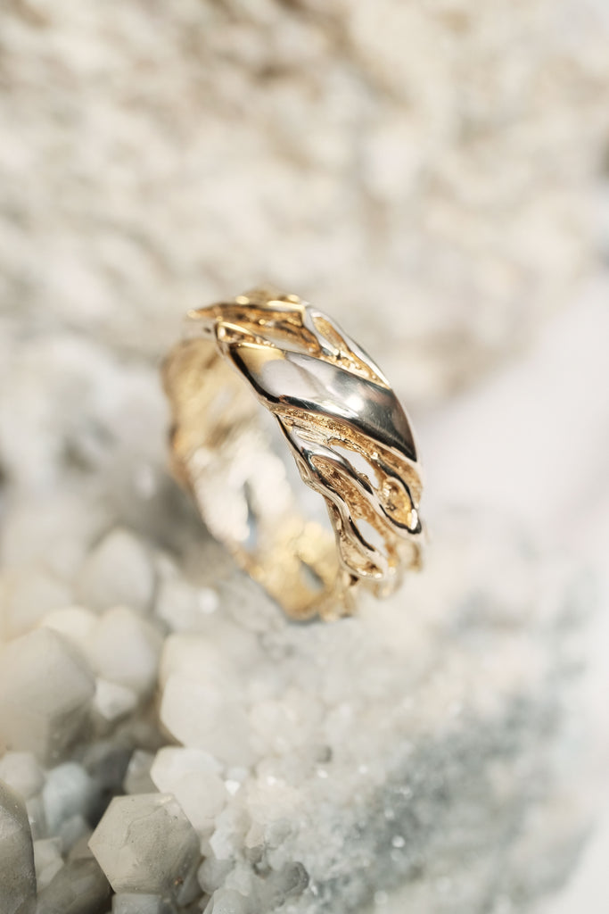 Men's Gold Wedding Band "Vivienne"