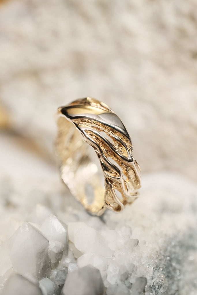 Men's Gold Wedding Band "Vivienne"