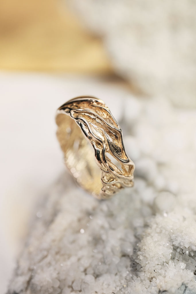 Men's Gold Wedding Band "Vivienne"