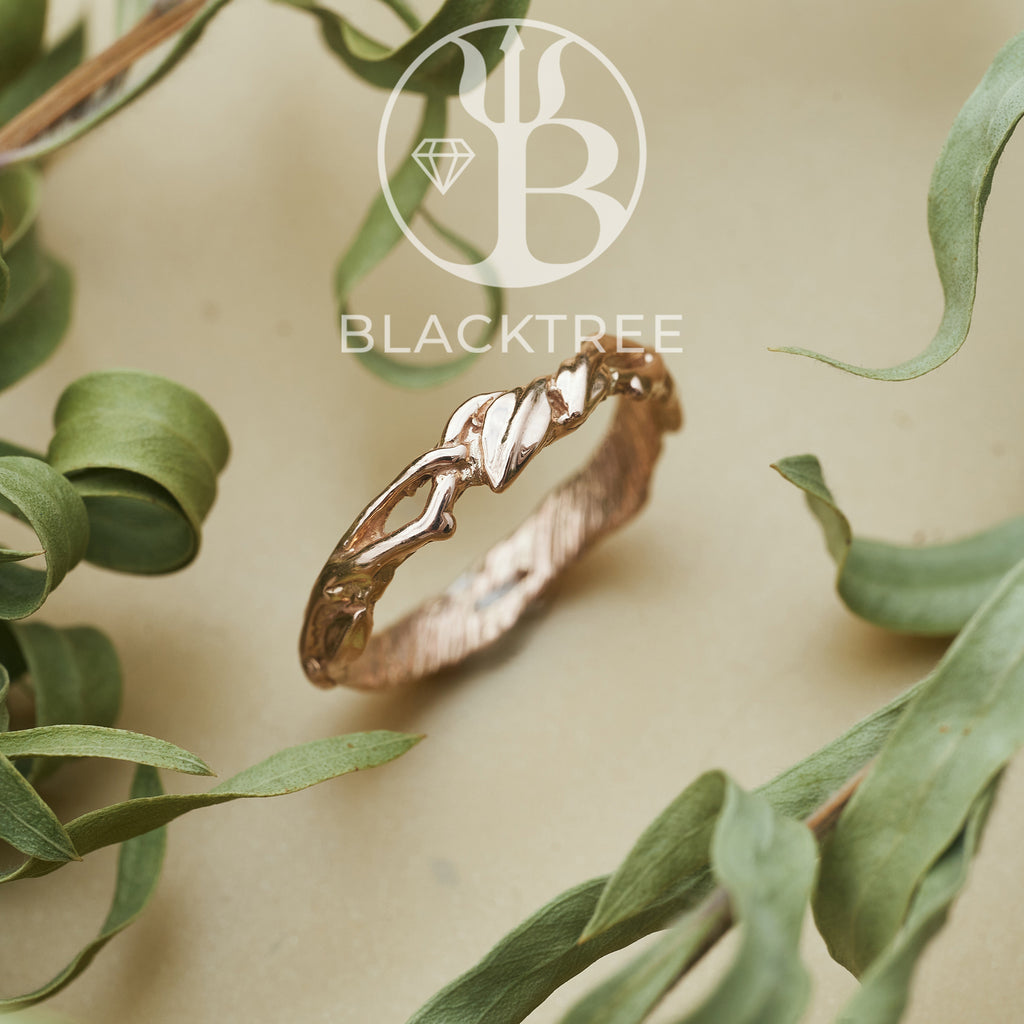 14K Gold Wedding Band "Louise"