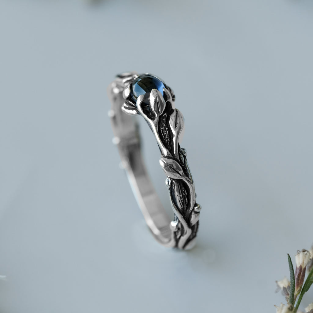 Tiny Iolite Floral Ring Viola