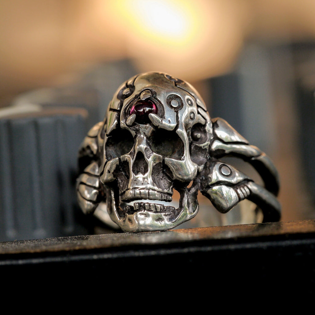 Garnet Sterling Silver Ring Machine