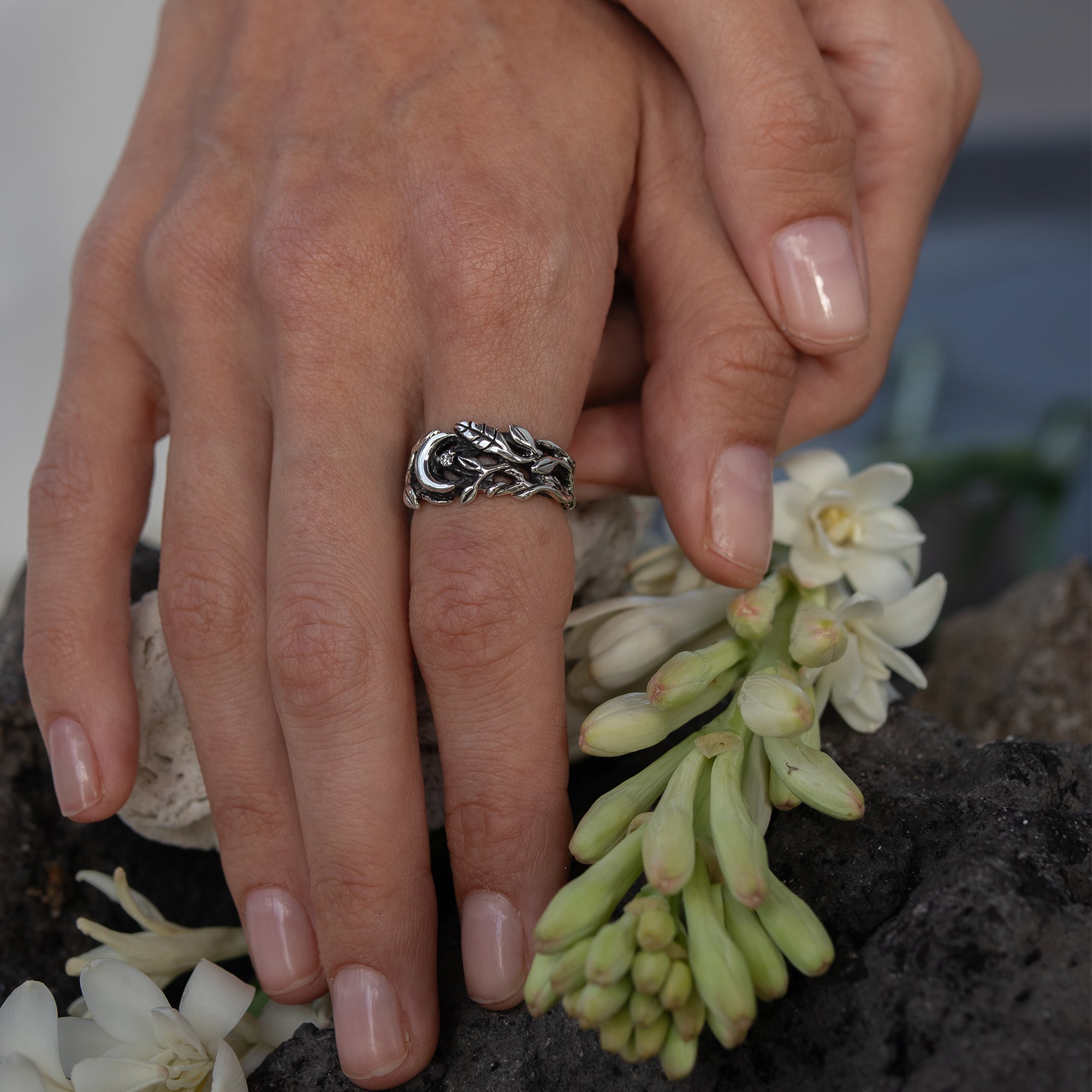 Women's Diamond Engagement Ring “Saga” by BlackTreeLab