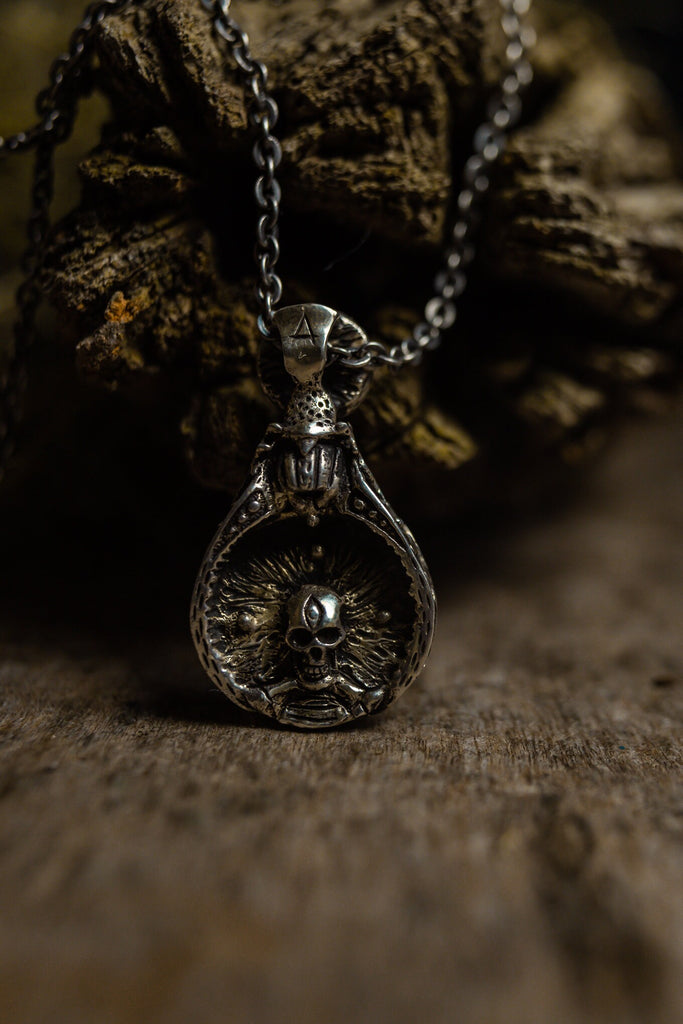 Labradorite Pendant with Skull