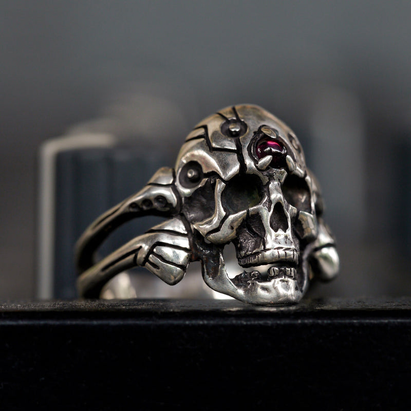 Skull Ring “Machine” with Garnet