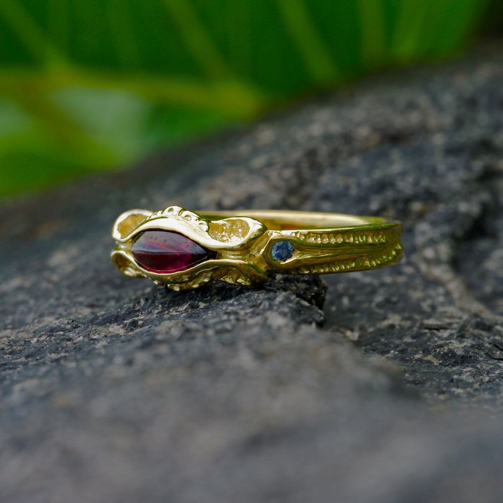 Engagement Garnet Gold Ring