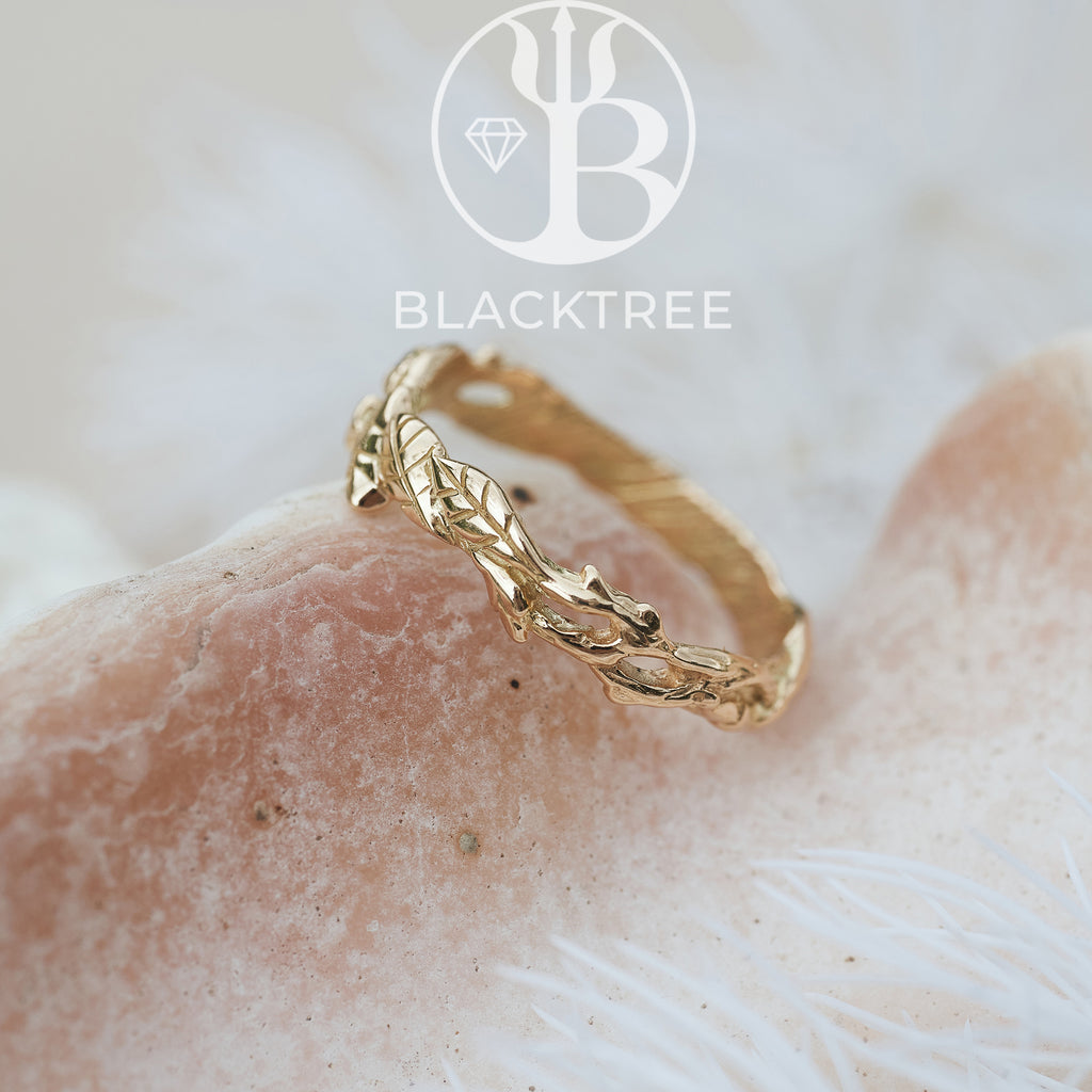 14K Yellow Gold Wedding Band "Soma" by BlackTreeLab