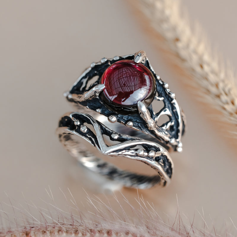 Sterling Silver Ring Set with Garnet