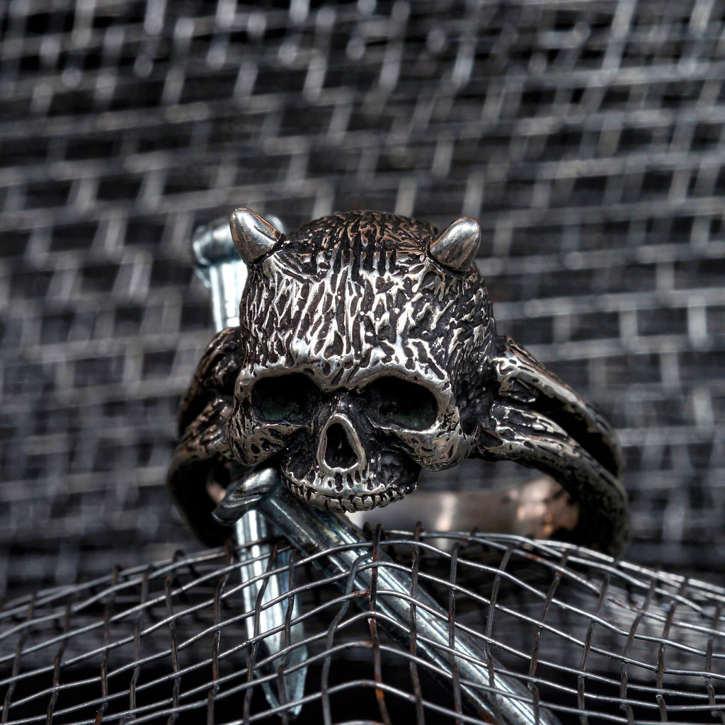 Skull Ring "Crypt" BlackTreeLab