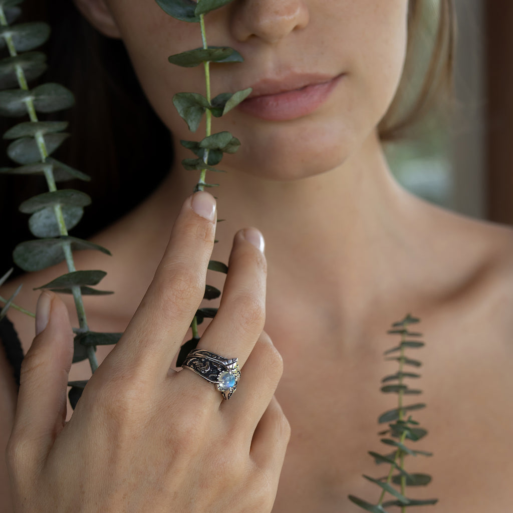 Moonstone Silver Ring Set "Wolves"