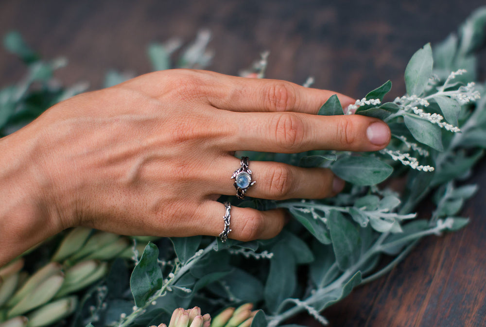 Moonstone engagement rings set
