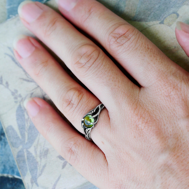 925 Sterling Silver Peridot Ring "Anais"