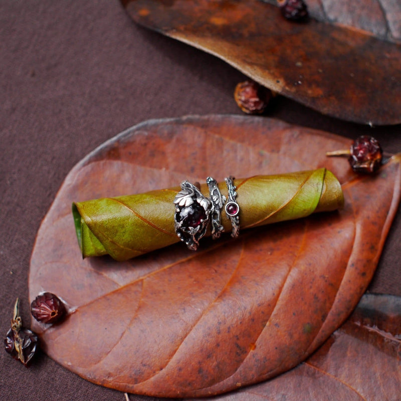 Set of 3 Theia+Mio+Dew Silver Rings with Garnet - blacktreelab