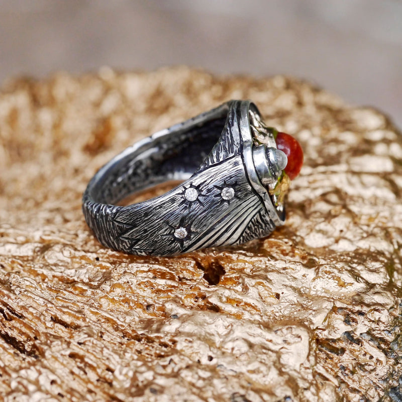 Sterling Silver and 14K Gold «Stargaze» ring with sunstone, moonstone and diamonds - blacktreelab