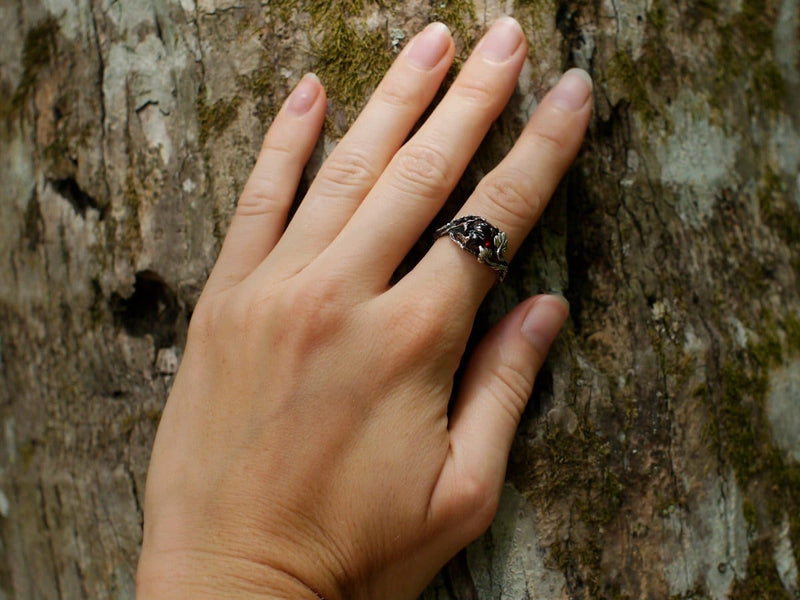 Sterling Silver Garnet Ring "Theia" - blacktreelab