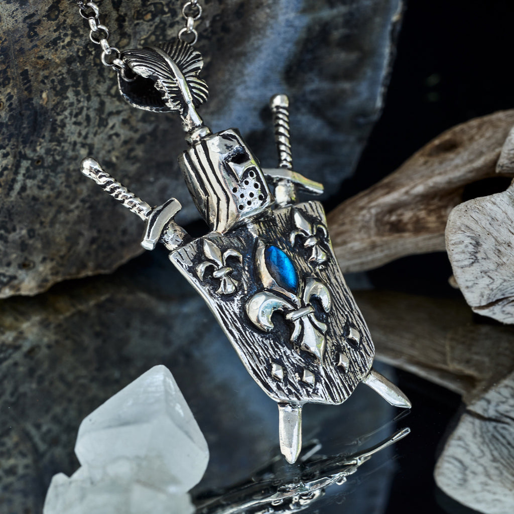 Silver pendant "Valor"