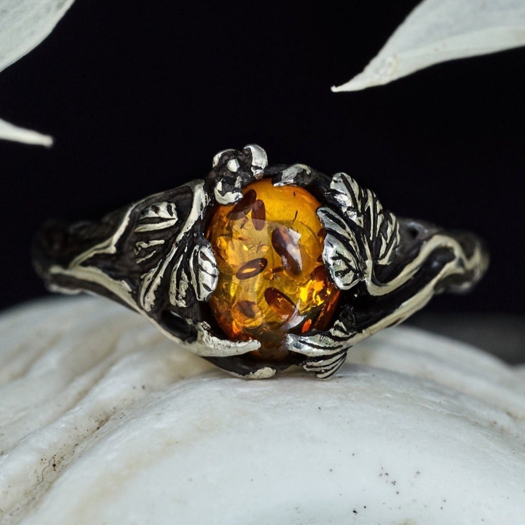 Amber Engagement Ring "Daisy"