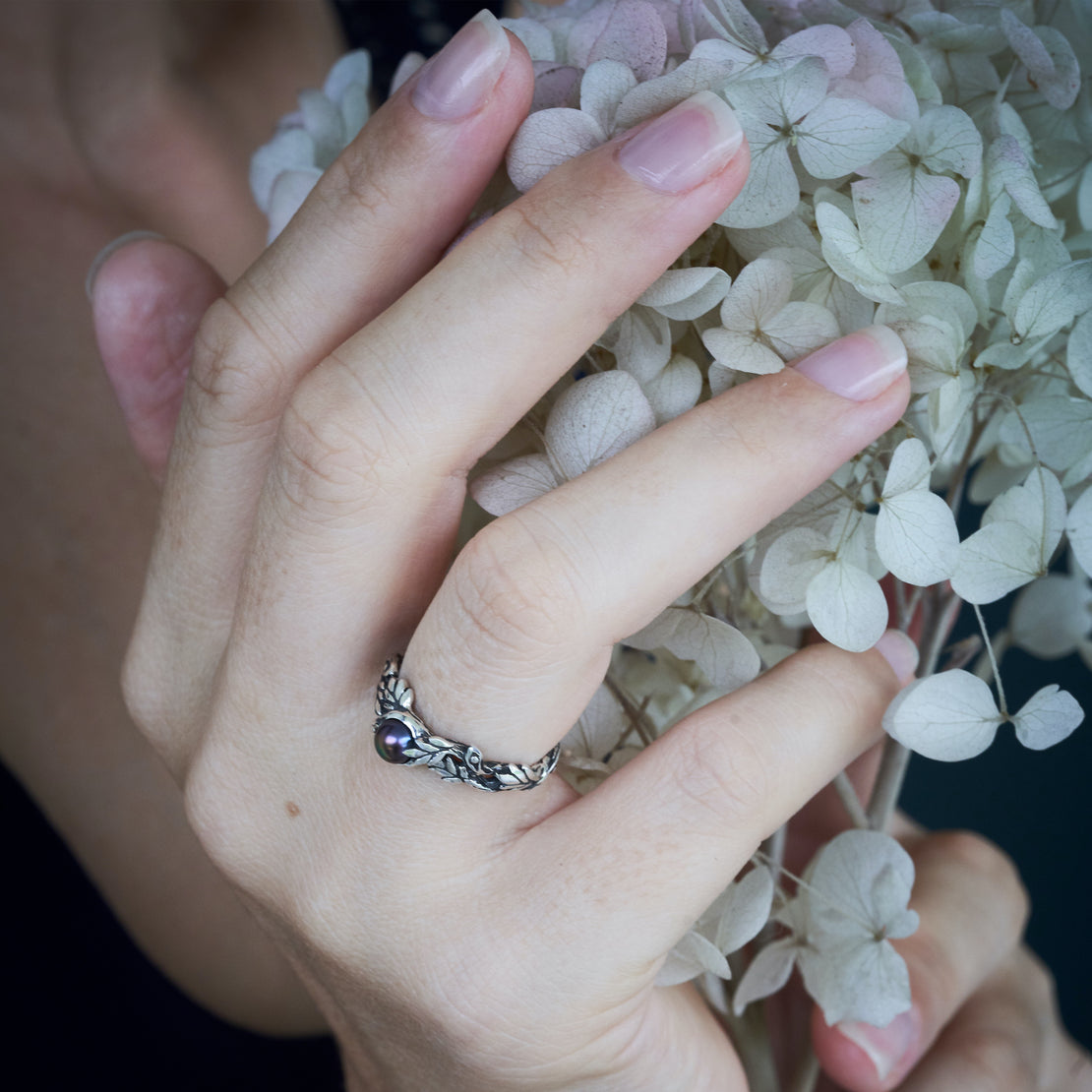 Black Pearl Ring 