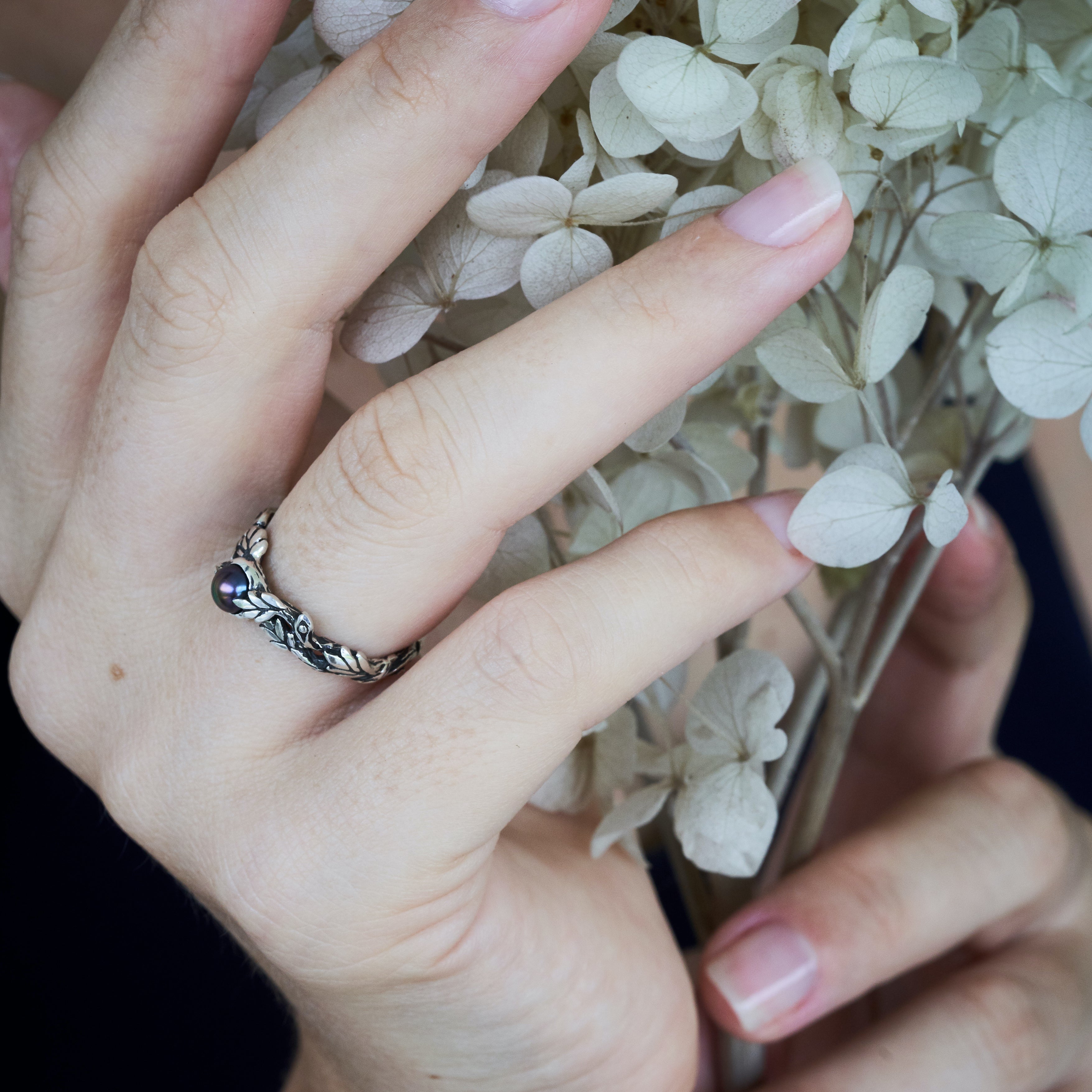 Black Pearl Ring 