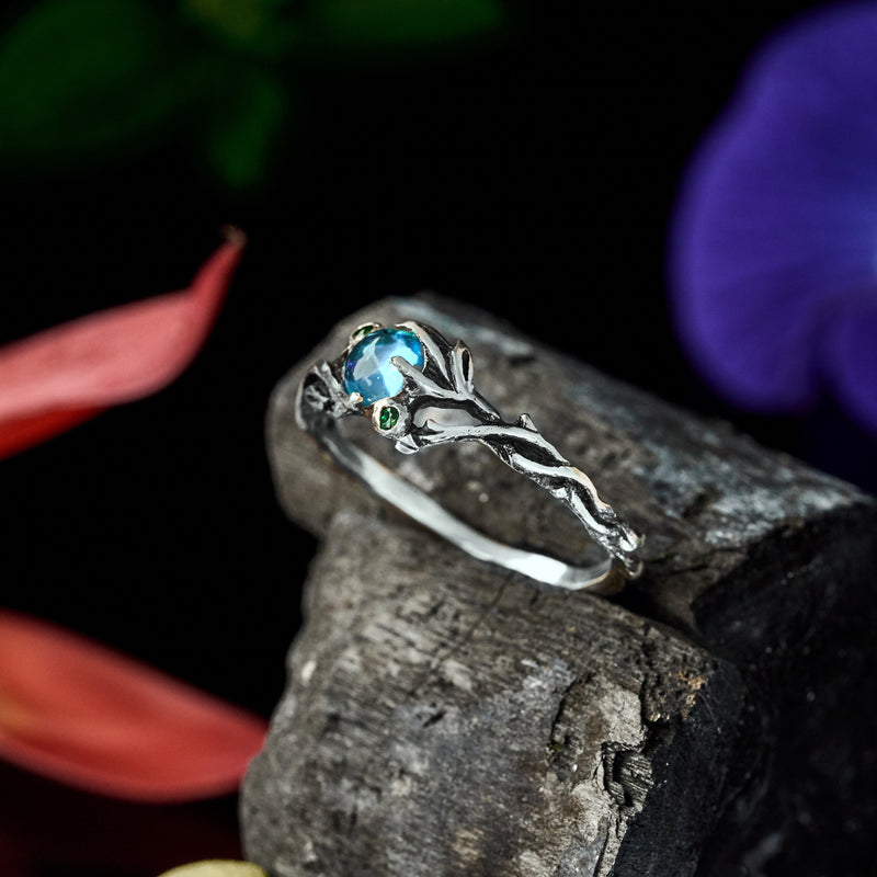 Blue Topaz Ring "Laguna"