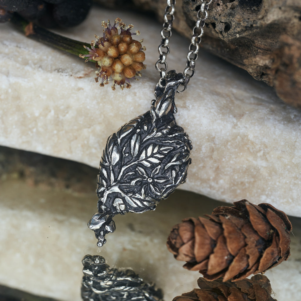 Ammolite pendant "Juno" sterling silver backside