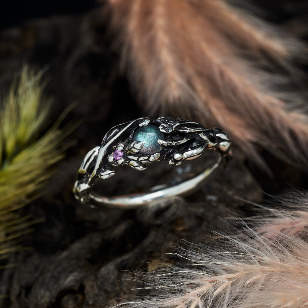 Labradorite Ring “Morgan” by BlackTreeLab