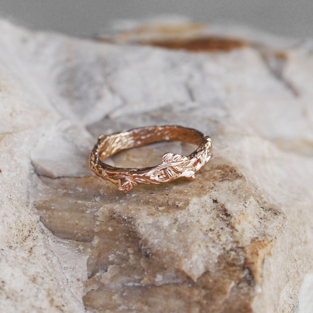 14G Gold Floral band "Mio"