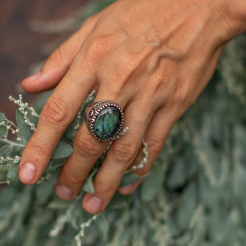 Sterling Silver Labradorite Ring with Garnet "Goddess Isis"