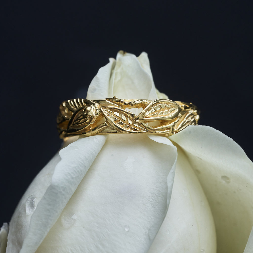 Gold Wedding Band Amadeo