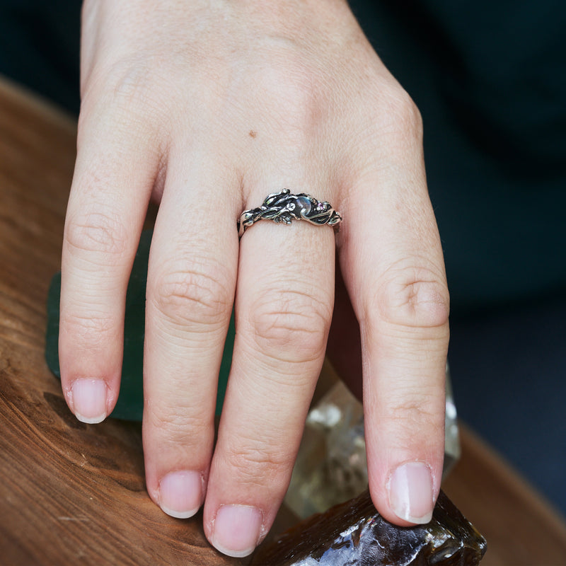 Labradorite Silver Ring “Morgan” on the hand