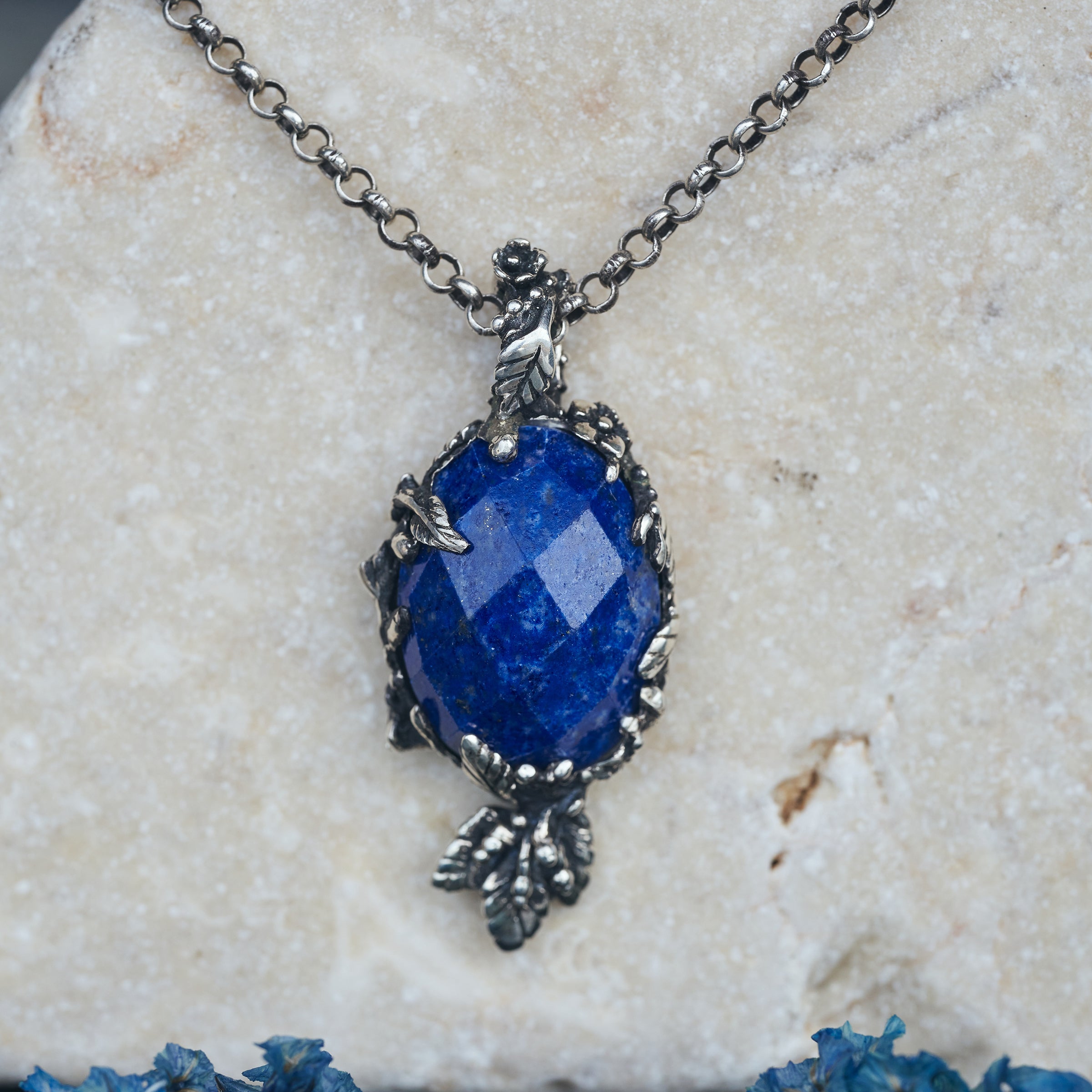 Lapis Lazuli pendant 