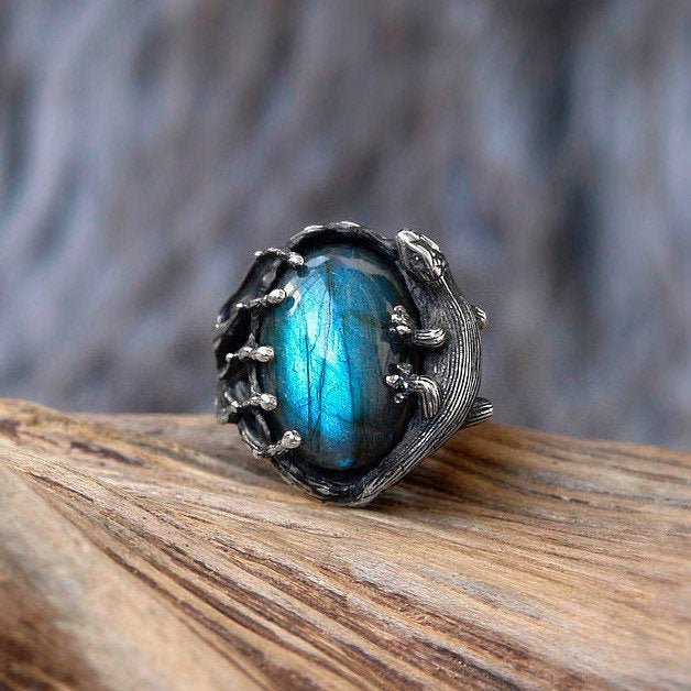 Labradorite Sterling Silver Ring "Sauria"