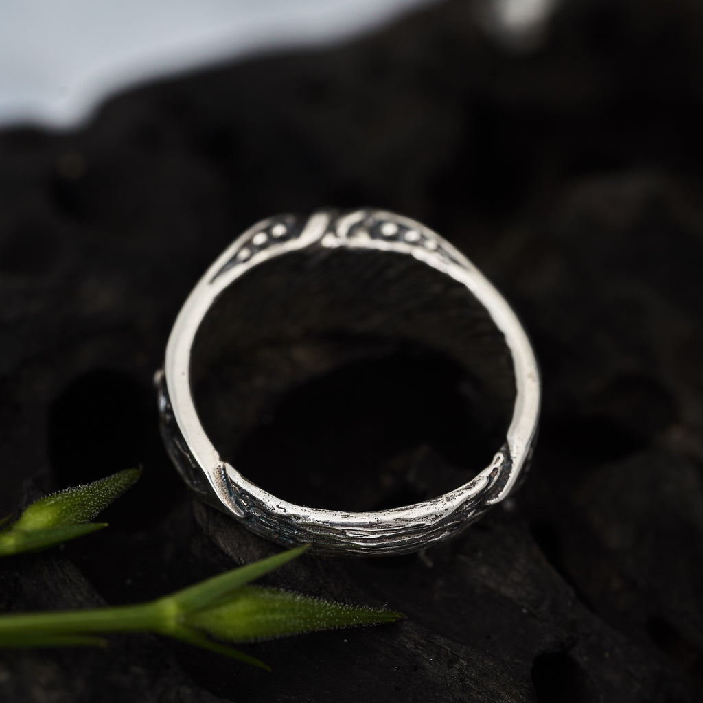 Men's wedding band "Wolf"