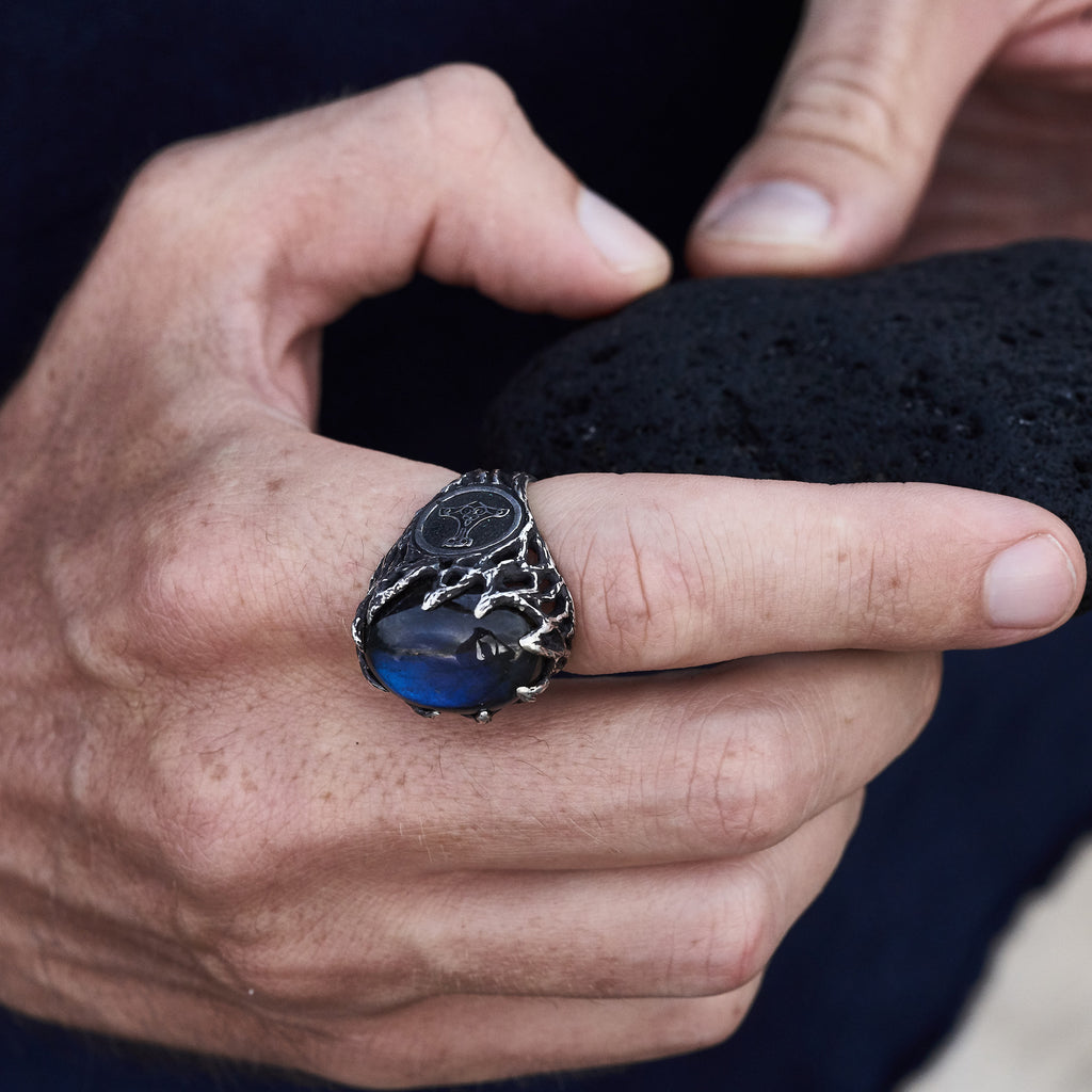 Viking ring "Thor's hammer" with labradorite
