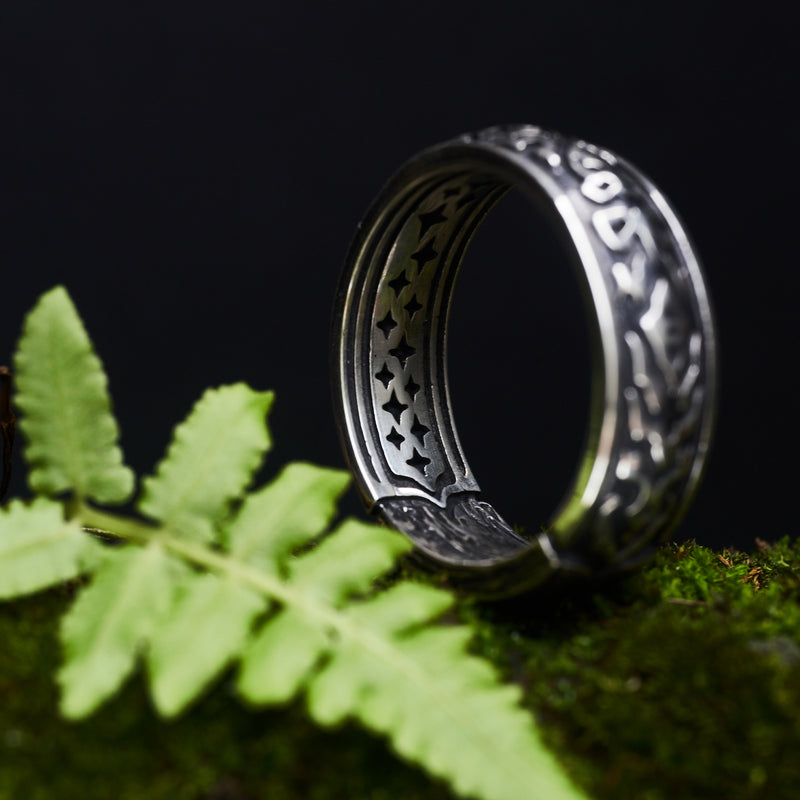 Mens Wedding Ring "Dusk"by BlackTreeLab