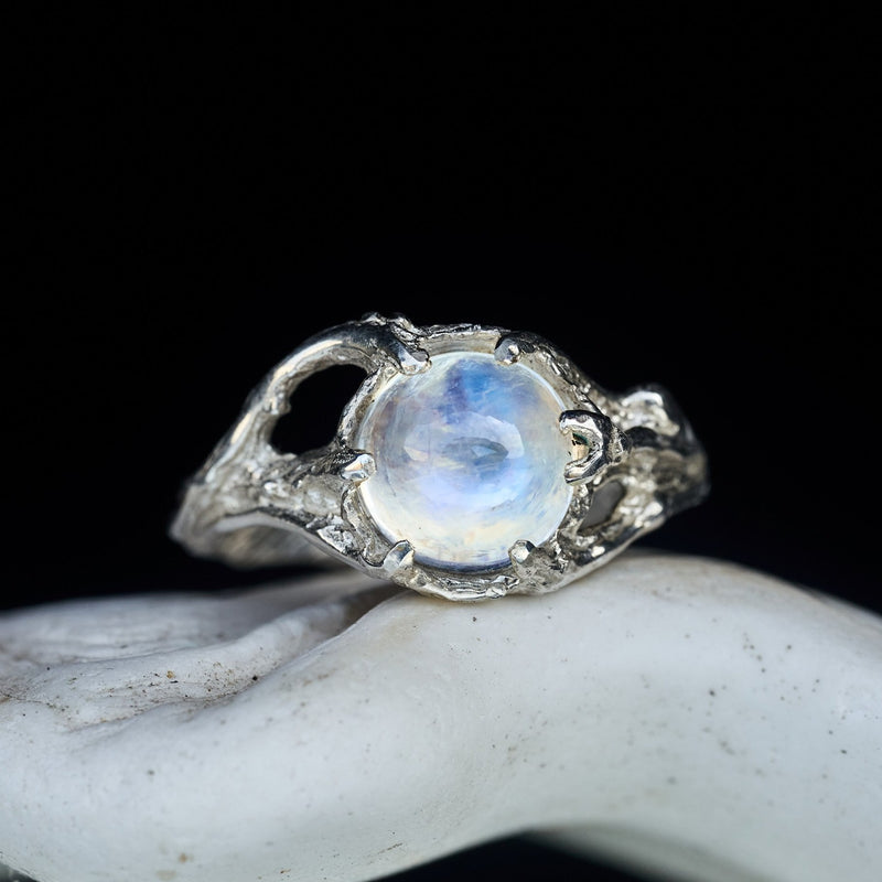 Moonstone engagement ring "Ariel"