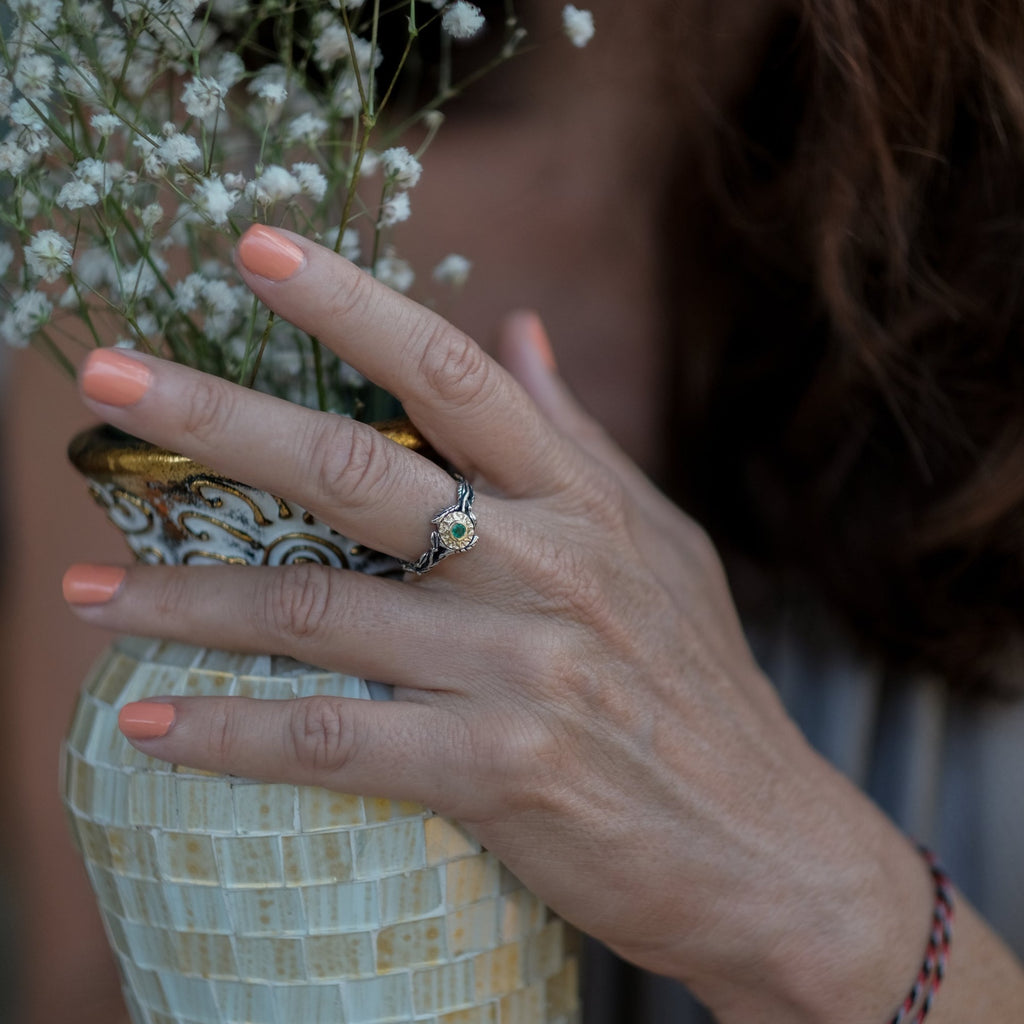 Emerald engagement ring