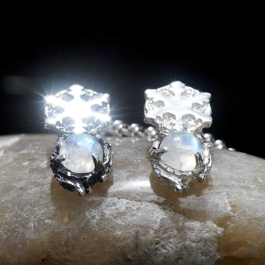 Set of 2 Moonstone Pendants Blackened And Non-Blackened "Snowflake"-